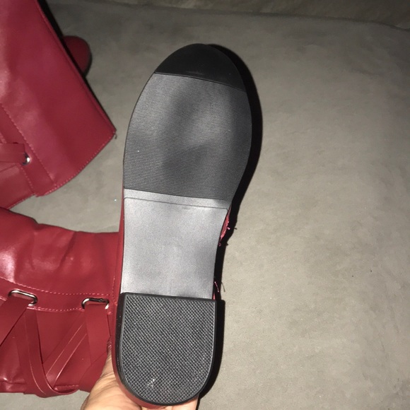 Sharp new high boots - Picture 4 of 5